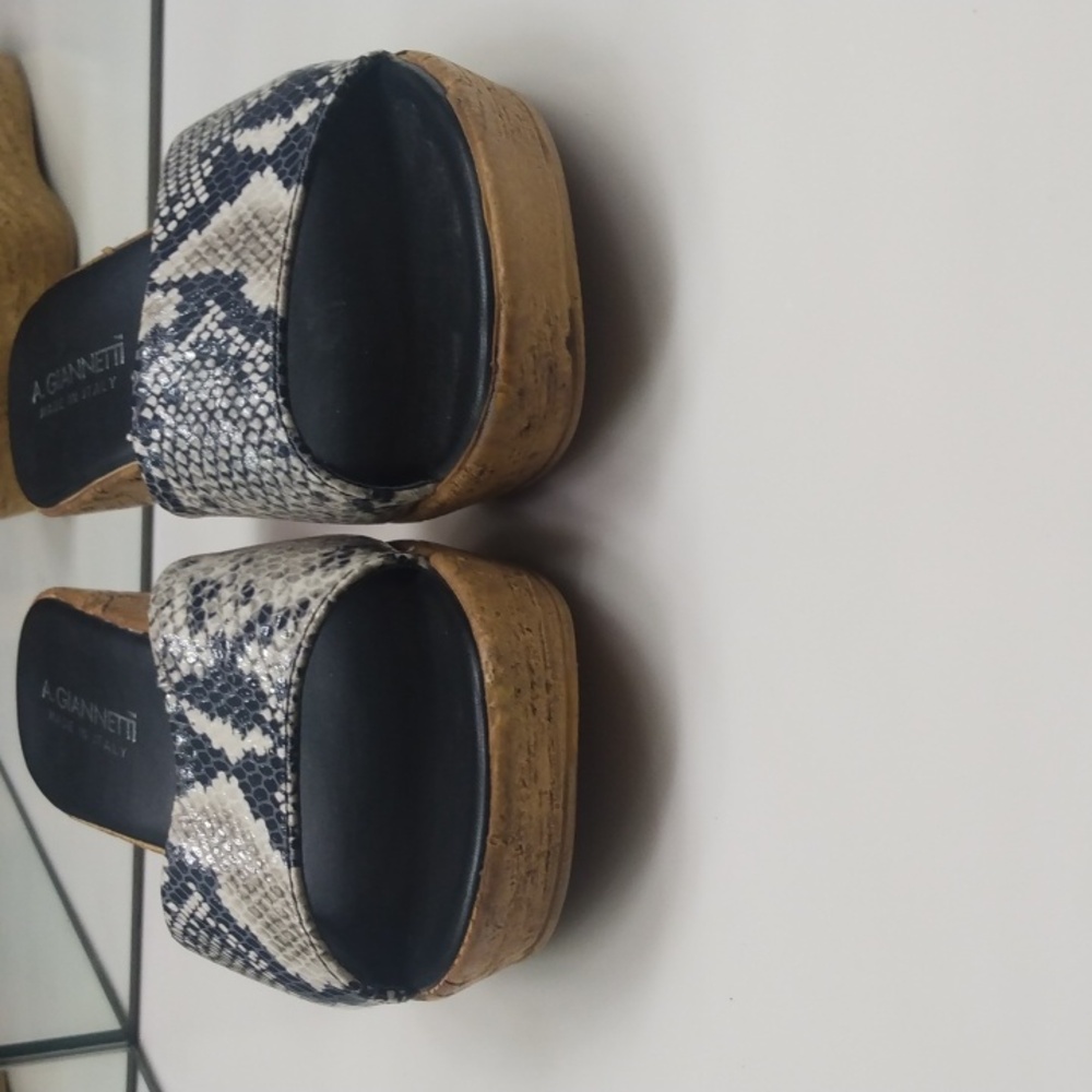 A. GIANNETTI ANIMAL PRINT CORK WEDGE SANDALS SIZE 10 - Picture 4 of 8
